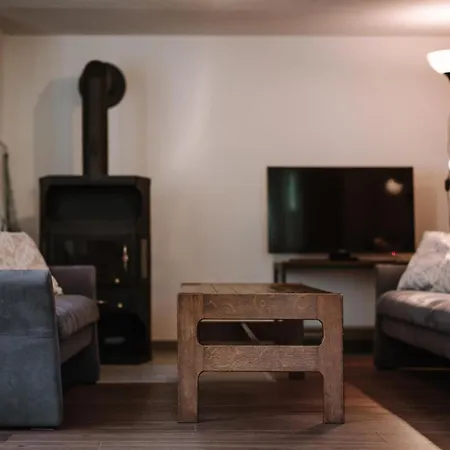 Christeli Apartment *